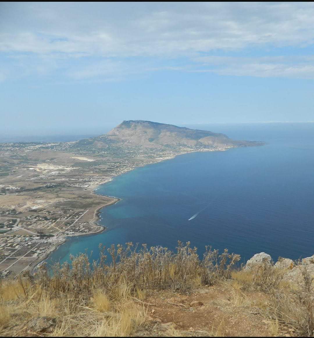 Riserva di Monte Cofano - Karma Vacanze Castelluzzo